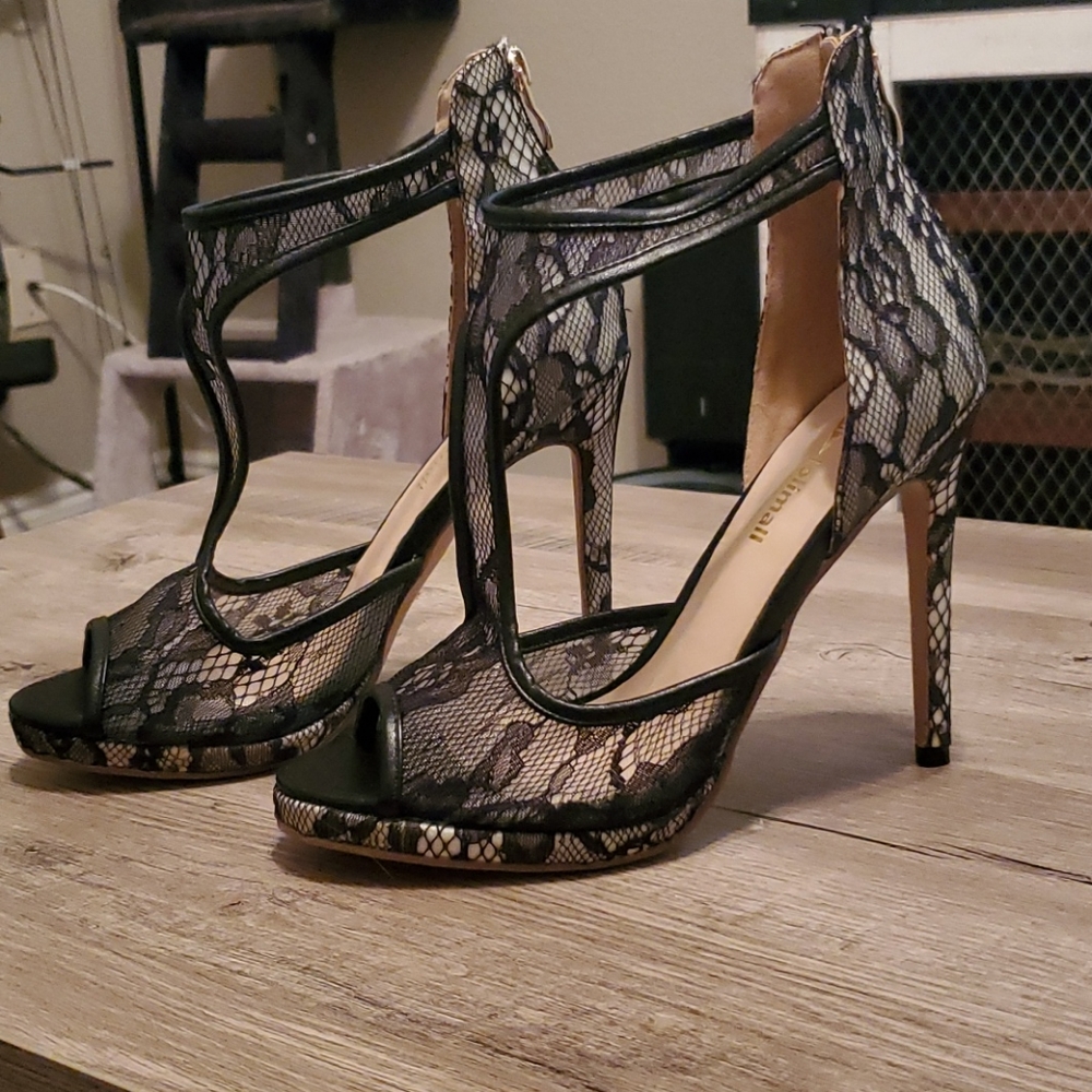 High heel shoes